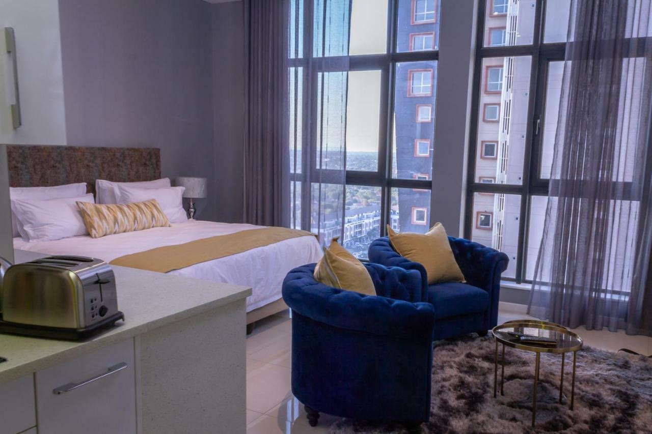 Itowers Studio Suite Gaborone Dış mekan fotoğraf